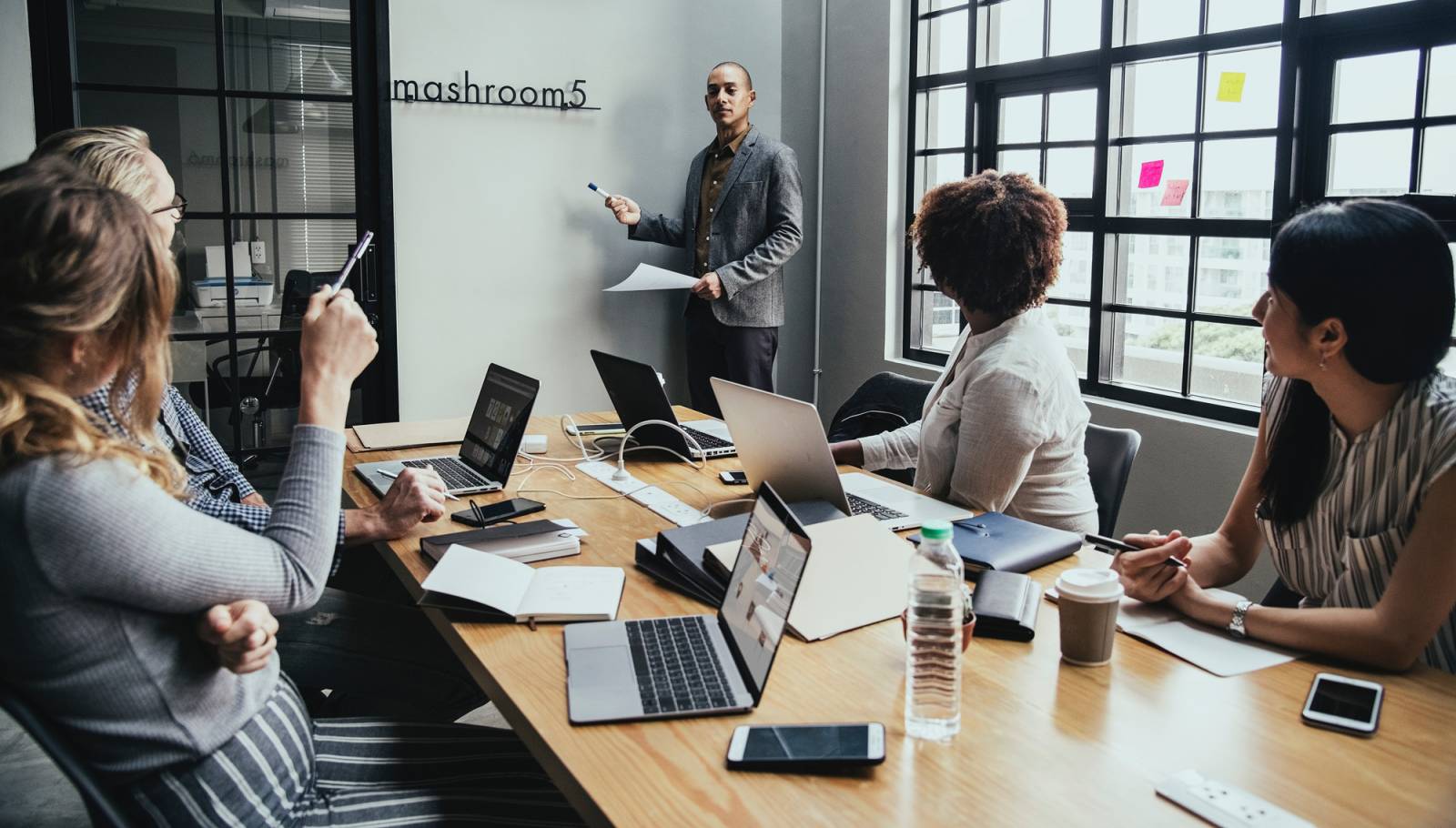 Trouver un traiteur pour vos séminaires d'entreprises au Vésinet, proche Paris