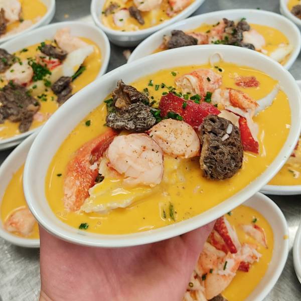 Trouver un traiteur pour un repas traditionnel de fêtes de fiançailles dans le 78