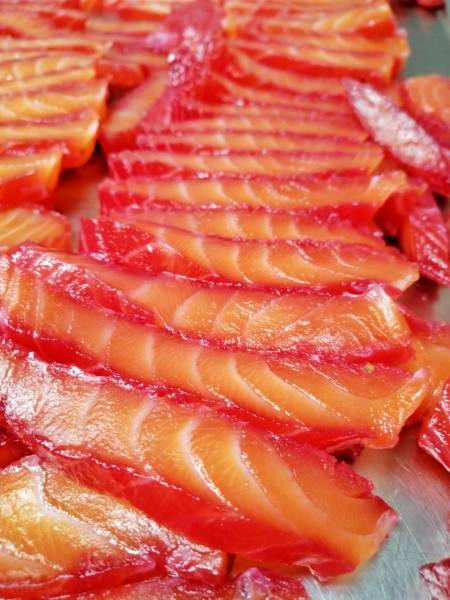 Commander du saumon mariné au club gourmet proche la Celle st Cloud